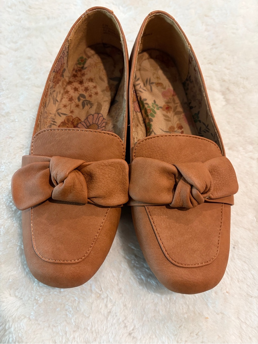 BOC Women's Tan Knot-Accent Loafers